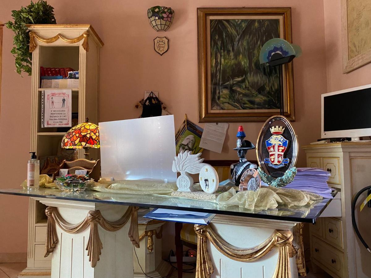 Dama Estense Copparo Bagian luar foto