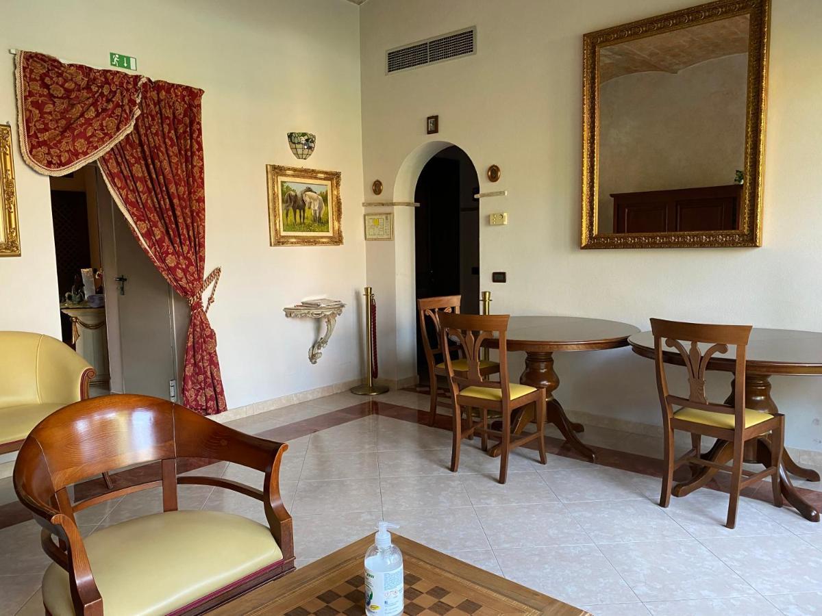 Dama Estense Hotel Copparo Bagian luar foto